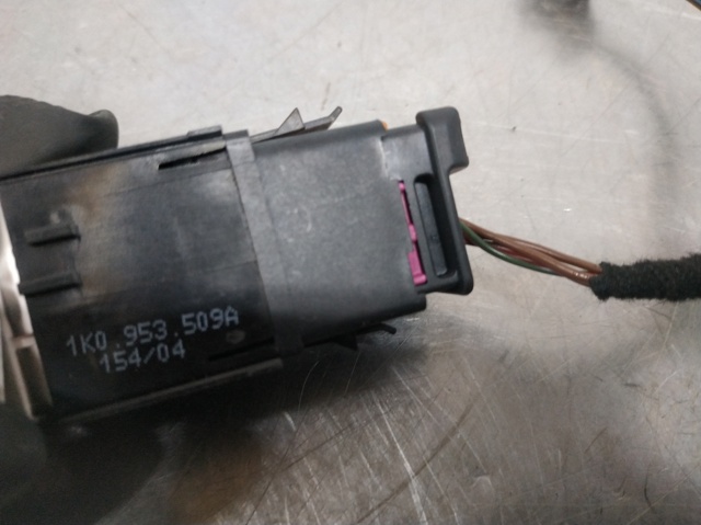1K0953509A Boton warning  en stock Granada