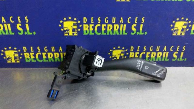 Mando intermitente derecho 1K0953519 VAG