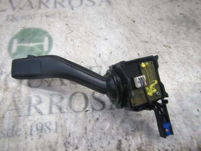 VAG 1K0953519H9B9 Conmutador derecho de la columna de dirección  disponible Lugo