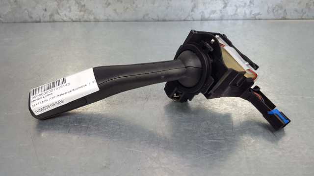1K0953519H9B9 VAG Conmutador derecho de la columna de dirección  disponible Ourense