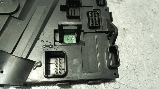 1K0953549 VAG Módulo de control de interruptores de la columna de dirección  en stock Gandía