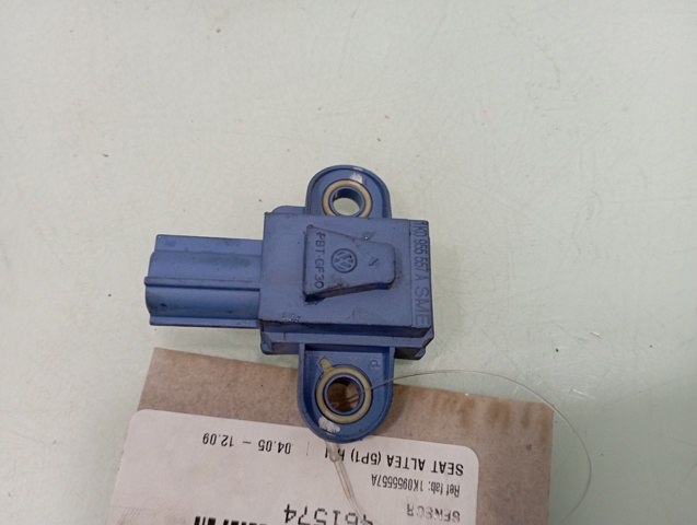 1K0955557A VAG Sensor de airbag delantero  en stock Córdoba