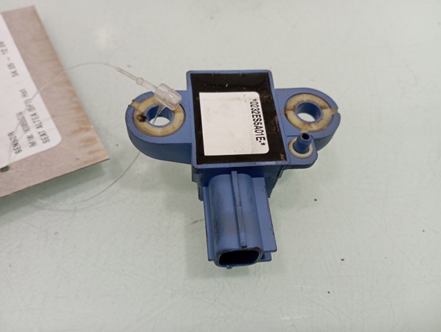 1K0955557A Sensor de airbag delantero  disponible Utrera