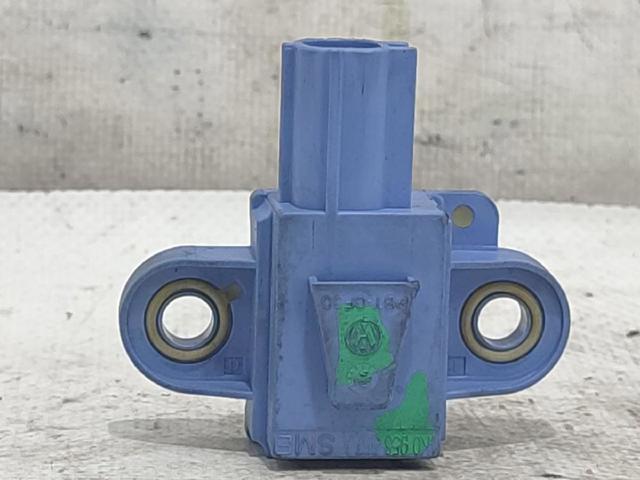 1K0955557A Sensor de airbag delantero comprar Sevilla