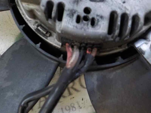 1K0959455P Ventilador eléctrico de refrigeración completo izquierdo (motor y hélice)  en stock Sabadell