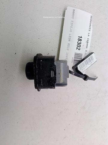 1K0959565A VAG Módulo de espejos retrovisores en la puerta comprar Alcalá