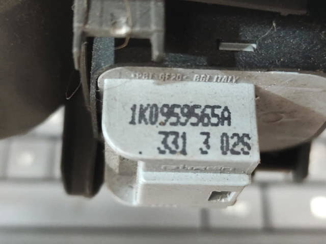 VAG 1K0959565A Módulo de espejos retrovisores en la puerta  disponible España