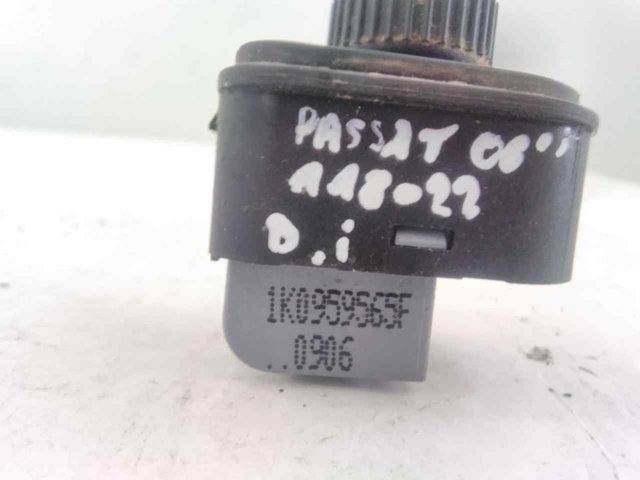VAG 1K0959565F Módulo de espejos retrovisores en la puerta comprar Barcelona