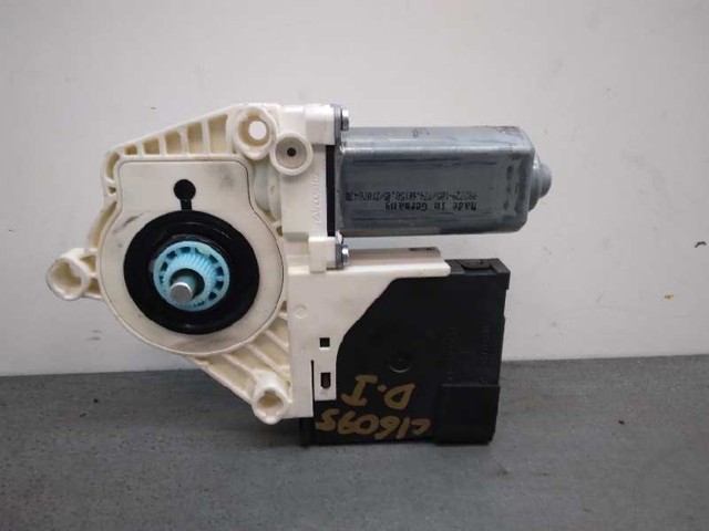 1K0959701P VAG Motor del elevalunas de la puerta delantera izquierda  disponible Vigo
