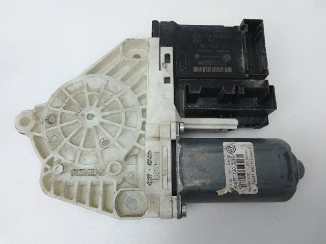 VAG 1K0959702P Motor del elevalunas de la puerta delantera derecha  comprar en Murcia