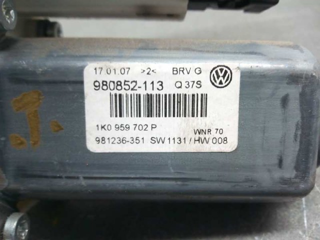 1K0959702P VAG Motor del elevalunas de la puerta delantera derecha  disponible Vigo