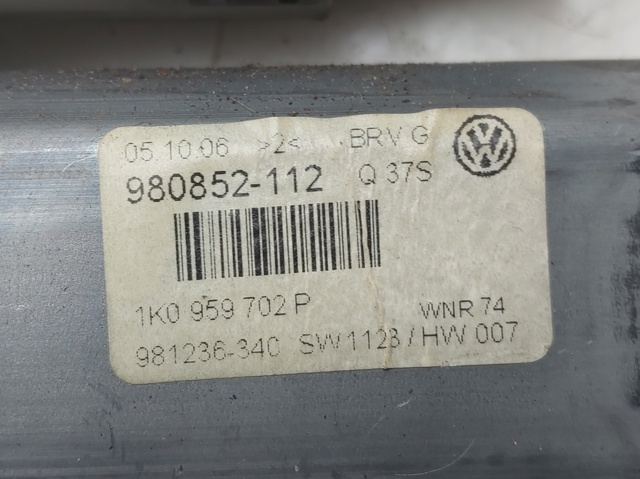 1K0959702P VAG Motor del elevalunas de la puerta delantera derecha  en stock Gandía