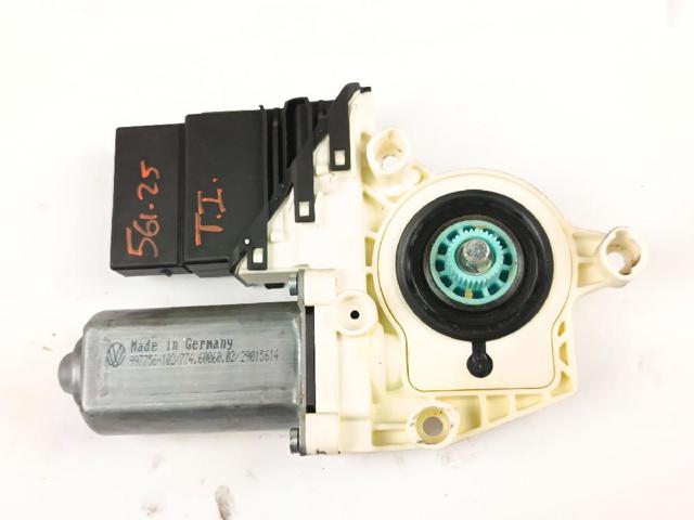 VAG 1K0959703C Motor del elevalunas de la puerta trasera izquierda  en stock Salamanca