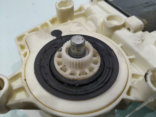 1K0959703C VAG Motor del elevalunas de la puerta trasera izquierda  en stock Córdoba