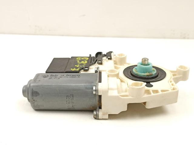 VAG 1K0959703F Motor del elevalunas de la puerta trasera izquierda  en stock Valencia