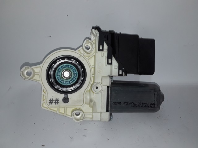 1K0959704B Motor del elevalunas de la puerta trasera derecha  comprar en Reus