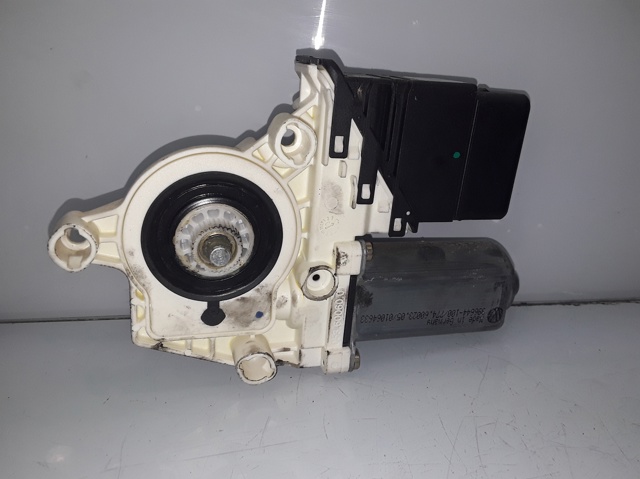1K0959704B VAG Motor del elevalunas de la puerta trasera derecha comprar Bilbao