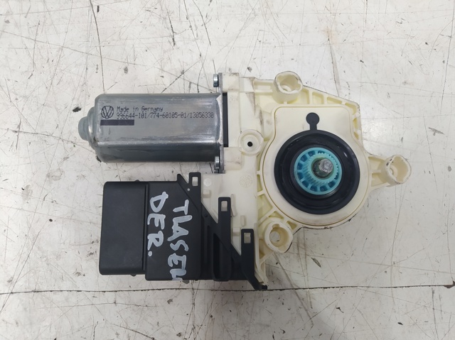 1K0959704E VAG Motor del elevalunas de la puerta trasera derecha  disponible Alicante