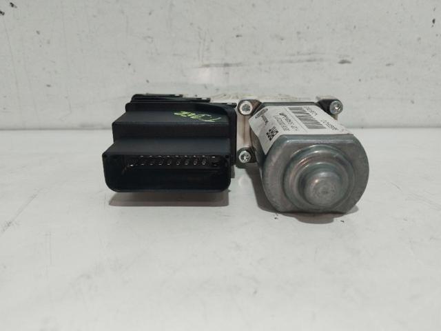 VAG 1K0959704E Motor del elevalunas de la puerta trasera derecha  comprar en Albacete