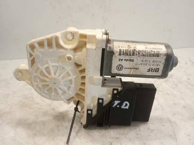 1K0959704E Motor del elevalunas de la puerta trasera derecha  en stock Granada