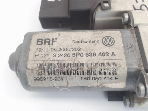 VAG 1K0959704E Motor del elevalunas de la puerta trasera derecha comprar Tarragona
