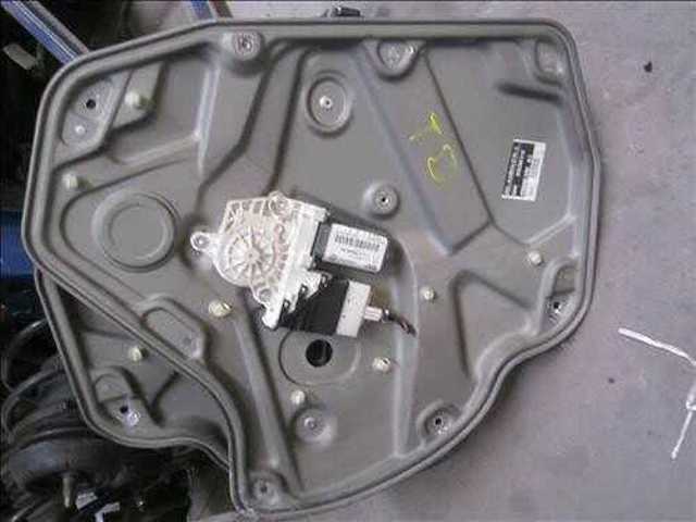 1K0959704E Motor del elevalunas de la puerta trasera derecha comprar Sevilla
