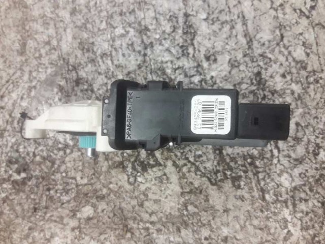 1K0959704F Motor del elevalunas de la puerta trasera derecha  comprar en Reus