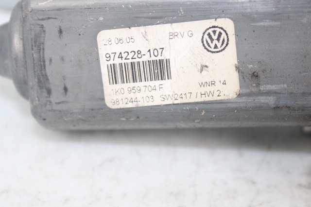 1K0959704F Motor del elevalunas de la puerta trasera derecha  comprar en Zaragoza