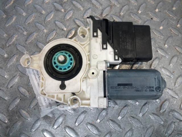 1K0959704P Motor del elevalunas de la puerta trasera derecha  en stock Sabadell