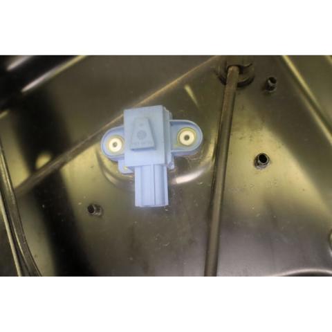 1K0959792G VAG Motor del elevalunas de la puerta delantera derecha comprar Bilbao