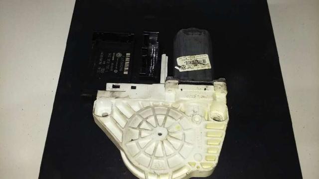 1K0959792L Motor del elevalunas de la puerta delantera derecha  comprar en Reus