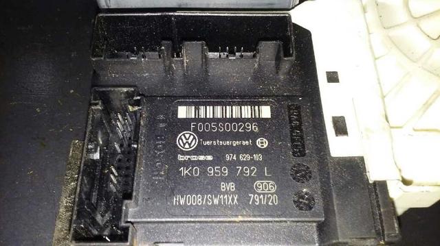 VAG 1K0959792L Motor del elevalunas de la puerta delantera derecha  comprar en Murcia