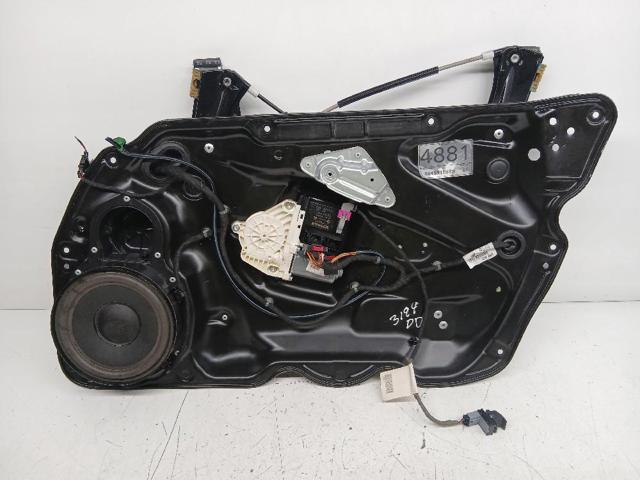 1K0959792L Motor del elevalunas de la puerta delantera derecha  en stock Castellón