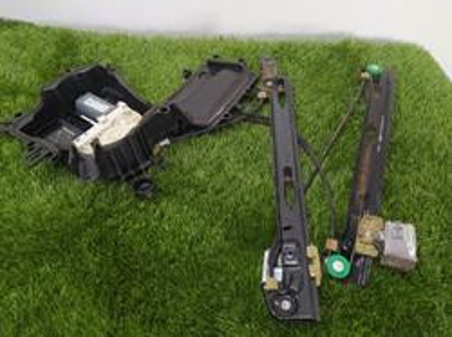 VAG 1K0959792M Motor del elevalunas de la puerta delantera derecha  comprar en Murcia