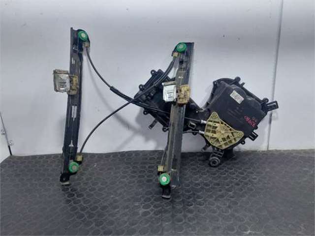VAG 1K0959792M Motor del elevalunas de la puerta delantera derecha  disponible Lugo