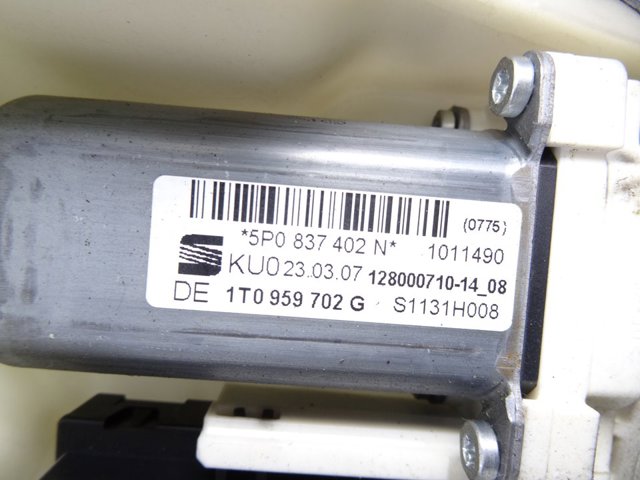 VAG 1K0959792M Motor del elevalunas de la puerta delantera derecha  disponible España