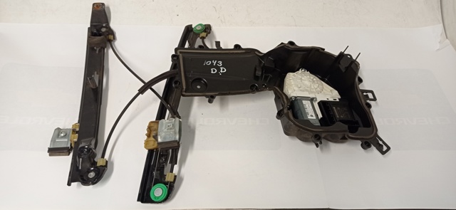 1K0959792M Motor del elevalunas de la puerta delantera derecha  comprar en Zaragoza