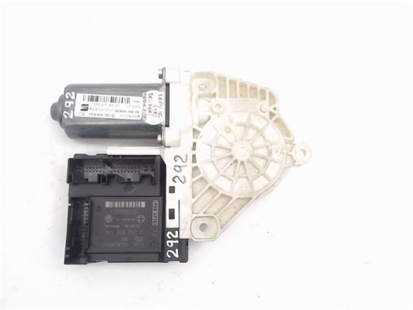 1K0959792M Motor del elevalunas de la puerta delantera derecha  comprar en Reus