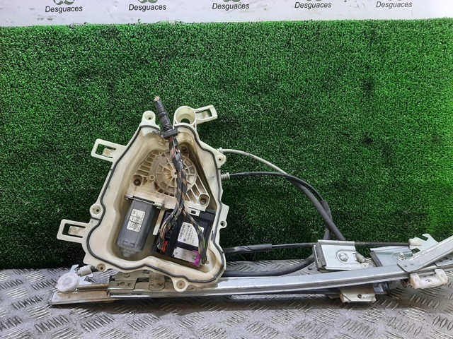 VAG 1K0959793D Motor del elevalunas de la puerta delantera izquierda  disponible España