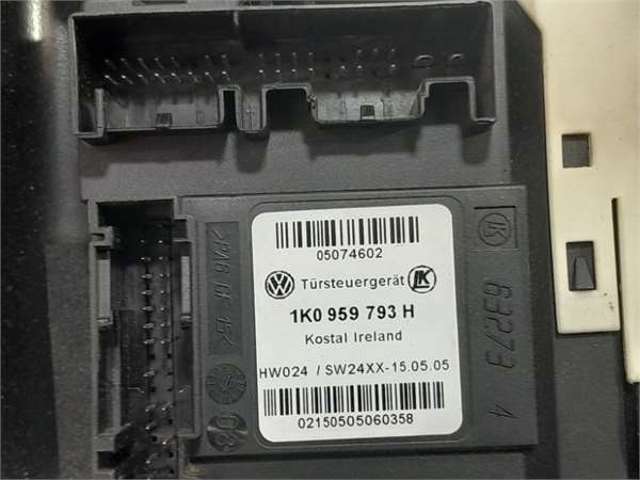 VAG 1K0959793H Motor del elevalunas de la puerta delantera izquierda  comprar en Ponferrada