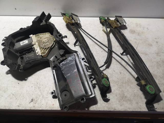 1K0959793H VAG Motor del elevalunas de la puerta delantera izquierda  comprar en Jaén