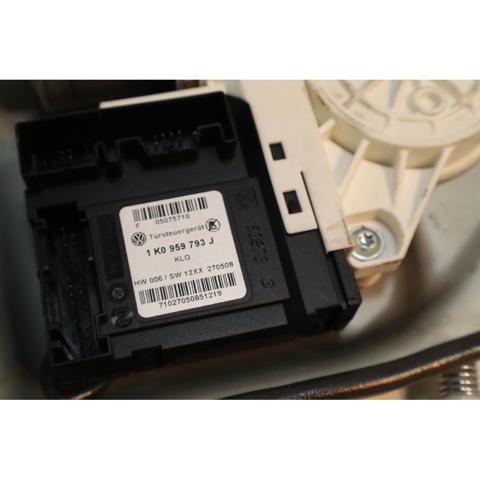 1K0959793J Motor del elevalunas de la puerta delantera izquierda  disponible Utrera