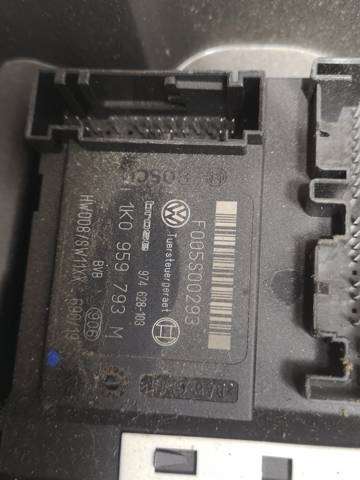 1K0959793M Motor del elevalunas de la puerta delantera izquierda  comprar en Zaragoza