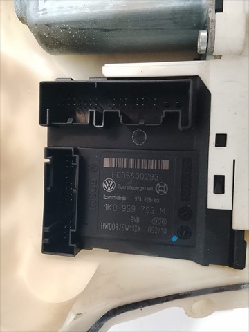 VAG 1K0959793M Motor del elevalunas eléctrico  en stock Terrassa