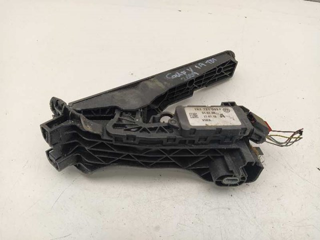 1K1721503 Pedal del acelerador comprar Sevilla