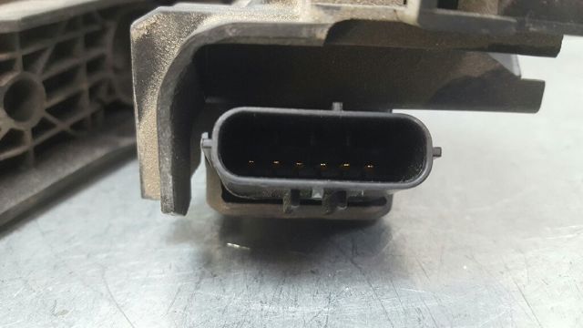 1K1721503 Pedal del acelerador  en stock Castellón