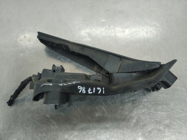 VAG 1K1721503P Pedal del acelerador  en stock Terrassa