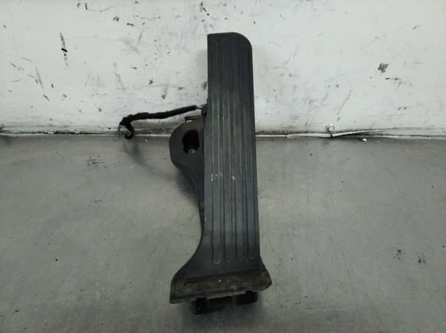 1K1721503P Pedal del acelerador comprar Almería