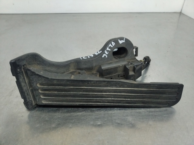 1K1721503P Pedal del acelerador  comprar en Zaragoza