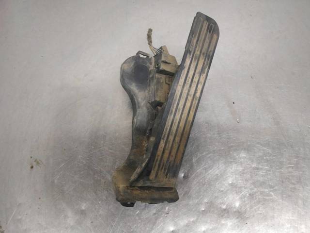 1K1721503P Pedal del acelerador  disponible Málaga